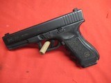 Glock 22C 40 Cal - 10 of 13