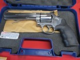 Smith & Wesson 686-6 357 with Case - 2 of 14