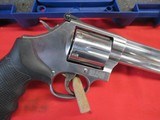 Smith & Wesson 686-6 357 with Case - 10 of 14