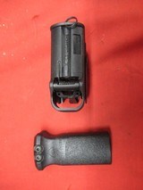Uplula Loader & Unloader 9MM to 45ACP & Black Aces Vertical Grip - 5 of 9