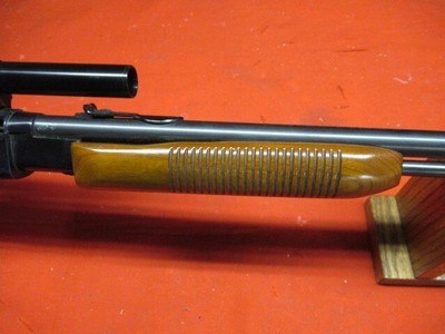 Remington 572 22 S,L,LR with Scope - Image 4 of 19