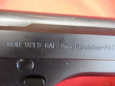 Beretta 92FS 9MM with Two extra mags - Image 7 of 10
