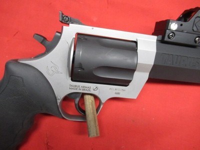 Taurus Raging Hunter 460 S&W Magnum with Red Dot Sight - Image 6 of 10