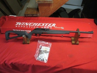 Winchester Wildcat 22LR with Box - Image 1 of 16