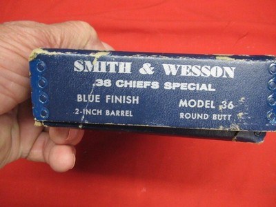 Smith & Wesson 36 No Dash Flat Latch 38 with Box - Image 10 of 10