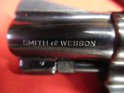 Smith & Wesson 36 No Dash Flat Latch 38 with Box - Image 4 of 10
