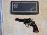Smith & Wesson .357 Magnum Model 19 - 3 of 4