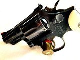 Smith & Wesson Model 19-6 .357mag - 2 of 4