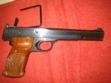Smith and Wesson Model 41 Mfg. 1981 - 12 of 15