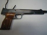Smith & Wesson
Model 41 with Cocking Indicator (Early Mod) - 4 of 15