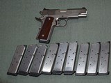 Les Baer Stainless Stinger 45 ACP W/ Extra Mags - 1 of 3