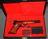 Unfired Browning Medalist With Accessories - 1 of 7