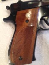 Smith & Wesson 39-2 9mm Black 6" barrel, 2 orig mag, leather holster - 3 of 12