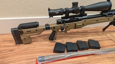 Accuracy International AT folder- FDE - 4 mags, accessories, like new condition - Image 2 of 13