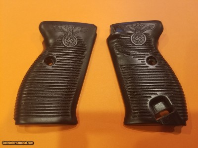 Mauser / Walther P38, P-38, P1, P-1,P4, P-4 9mm Nazi German Party Leader Grips