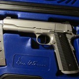 1911 Dan Wesson Valor 45 acp Pistol.S.S - 2 of 8