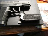 Sig Sauer 2022 40 caliber Pistol - 5 of 7