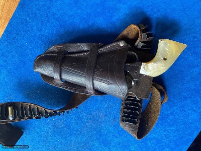EARLY COLT HOLSTER AND BELT