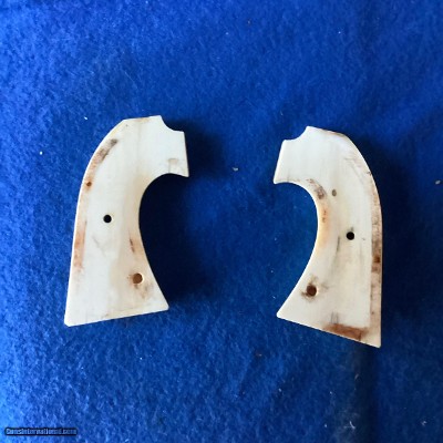 ANTIQUE IVORY BISLEY GRIPS - Image 3 of 6