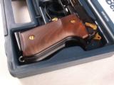 Rare Beretta 92FS 9mm EL with Gold Engraving-New in Box! - 5 of 12