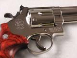 Smith and Wesson Model 29-2 8 3/8" Nickel Finish .44 Magnum Revolver-Mint! - 6 of 15
