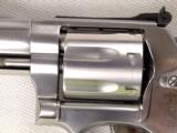 Unfired Smith and Wesson Model 686-6 .357 Magnum 2 1/2" Revolver ANIB! - 4 of 15