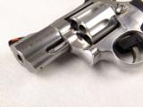 Unfired Smith and Wesson Model 686-6 .357 Magnum 2 1/2" Revolver ANIB! - 10 of 15