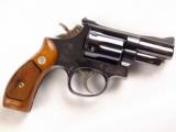 Mint Smith and Wesson Model 19-3 .357 Magnum Revolver with the Desirable 2 1/2" Barrel! - 3 of 15