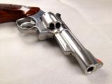 Smith and Wesson Model 66-2 .357 Magnum 4" Revolver - 15 of 15