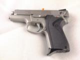 Smith and Wesson Model 6906 9mm Semi-Automatic Pistol - 6 of 13
