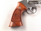 Smith and Wesson Model 686 (No Dash) 6" .357 Magnum with Factory Box and Papers - 6 of 15