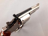Beautiful Smith and Wesson Model 19-5 .357 Magnum 2 1/2" Mirrored Nickel Revolver - 5 of 13