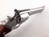 Beautiful Smith and Wesson Model 686 (No Dash) .357 Magnum 6" Revolver - 5 of 13