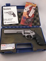 Smith and Wesson Model 617-1 6" .22LR Target Model complete with Factory Case and Papers! - 1 of 14
