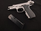 Smith and Wesson Model 5906 9mm Semi-Auto Pistol with Factory Case - 11 of 11