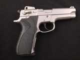 Smith and Wesson Model 5906 9mm Semi-Auto Pistol with Factory Case - 6 of 11