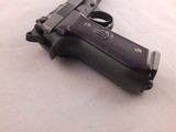 Vintage Factory Reconditioned Beretta 92S 9mm Semi-Automatic Pistol with Case - 4 of 15