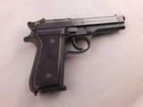 Vintage Factory Reconditioned Beretta 92S 9mm Semi-Automatic Pistol with Case - 1 of 15