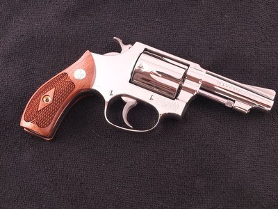 Smith and Wesson Model 36 Flat Latch 3