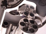 Smith and Wesson Model 66-4 4" .357 Magnum Revolver - 8 of 15