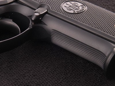 Beretta 8040 Cougar G .40 S&W Semi-Automatic Pistol - Image 8 of 10