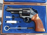 Smith & Wesson Model 29-2 98% in Wood Case 3 T's 44 Magnum N Series 4
