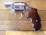 New S&W Chiefs Special Stainless & Gold 2