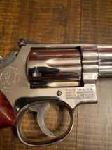 Smith & Wesson Model 19 .357 Magnum - 5 of 13
