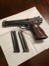 Smith & Wesson Model 41 Performance Center - 1 of 6