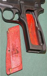 BROWNING HI POWER-BOX-PAPERWORK-CLEANING ROD-SHEEPSKIN POUCH,MARKED,-one magazine - 8 of 19