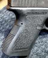 GLOCK 19 X 19 LUGER = TUPPERWARE BOX = MANUAL = TWO MAGAZINES , LOADER == Believed to be NEW OLD STOCK = 1993 MARKED - 7 of 17