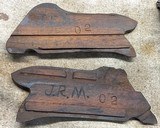 DMW = LUGER =.30 CALIBRE = NAVY GRAVITY KNIFE ,= HOLSTER = MAGAZINE = Age, pedigree & history unknown - 17 of 19