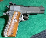 Free Shipping == COLT=1911A1 N.M. = MICRO SIGHTING = TARGET TRIGGER = BORE PRISTINE = Mis-Matched Colt Grips = Governor Slide = - 1 of 17