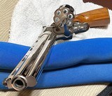 1975 Mint, EIGHT (8) INCH PYTHON =
never fired = BRIGHT NICKEL = FACTORY BOX,
FACTORY GRIPS - 4 of 11